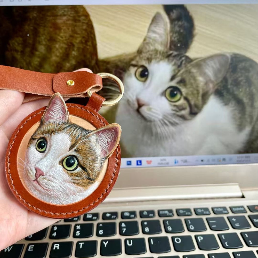 Handmade Leather Pet Portrait Keychain β photo 19